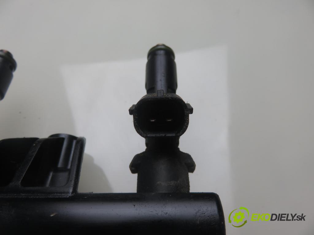 VW FOX (5Z1, 5Z3) HB 2007 40,00 1.2 - BMD 1198,00 Lišta vstrekovacia 03D906031F ; 03D133319J ; 03D133329B (Vstrekovacie lišty)