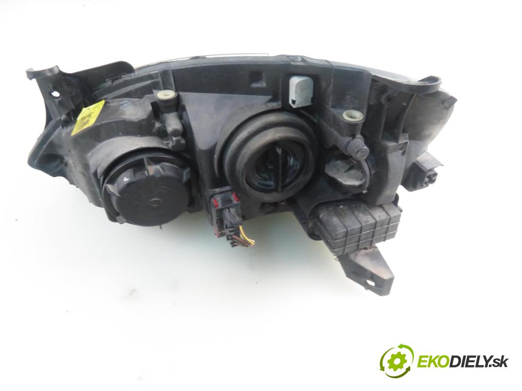 OPEL CORSA C (X01) HB 2002 55,00 1.2 16V 75 - Z 12 XE 1199,00 světlo PP 0301172208