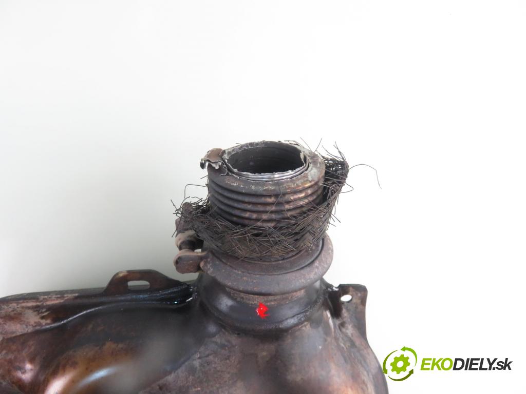 PEUGEOT 307 Break (3E) HB 2003 0,00 2 - RFN (EW10J4) 1997,00 potrubí VYČERPAT:  (Výfukové potrubí)