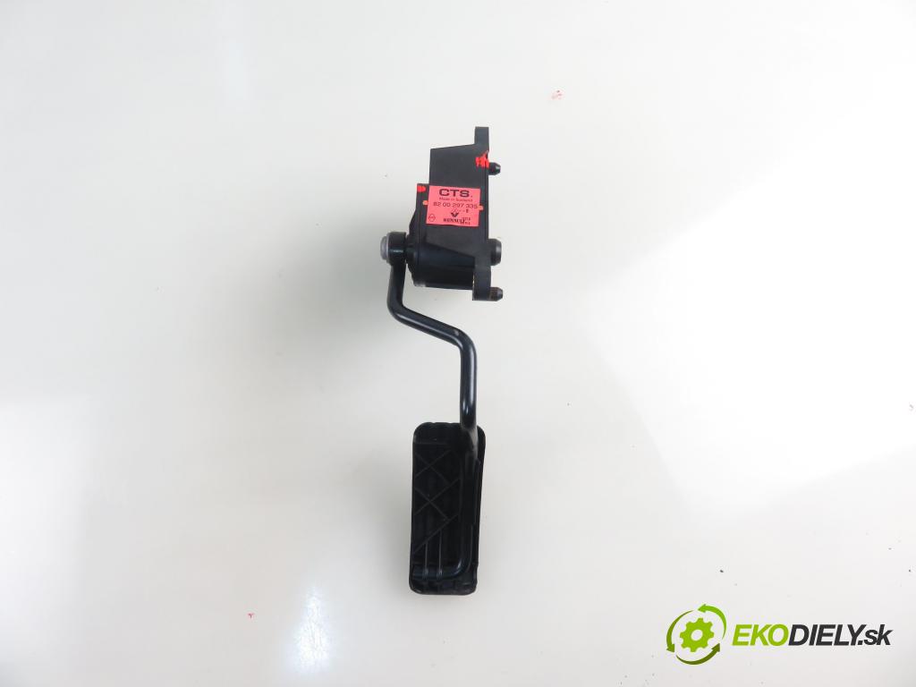 RENAULT CLIO III Grandtour (KR0/1_) KOMBI 2010 76,00 1.2 16V TCE - D4F 786 1149,00 Potenciometer plynu 8200297335B (Pedále)