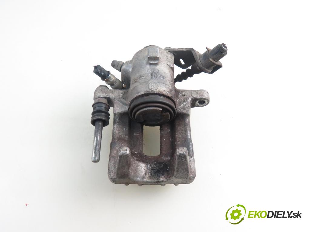 AUDI A3 (8L1) HB 2002 132,00 1.8 T 180 - AUQ 1781,00 Brzdič strmeň pravé zadné