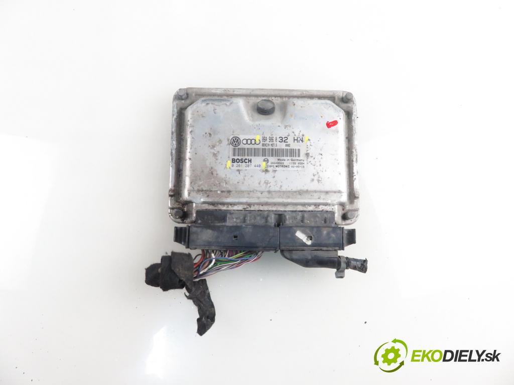 AUDI A3 (8L1) HB 2002 132,00 1.8 T 180 - AUQ 1781,00 Riadiaca jednotka Motor 06A906032HN ; 0261207440