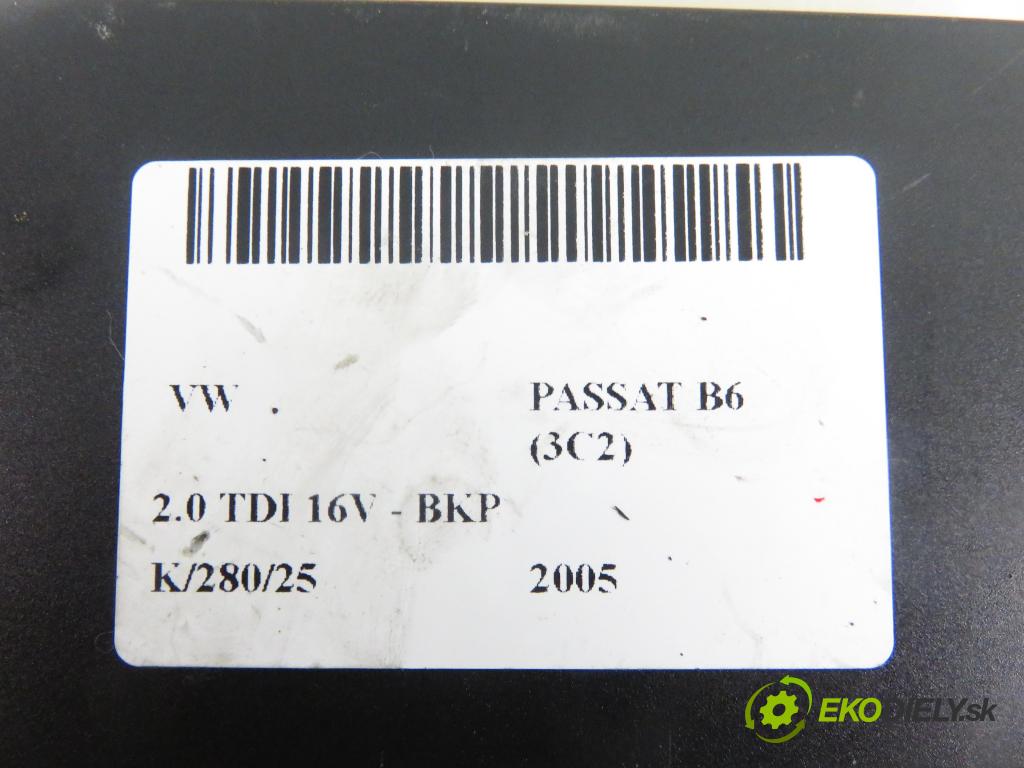 VW PASSAT B6 (3C2) SEDAN 2005 103,00 2.0 TDI 16V - BKP 1968,00 MODUL komfortu 3C0959433M ; 5DK00906403