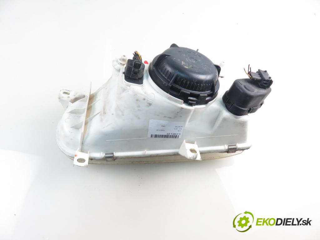 VW GOLF III (1H1) HB 1994 55,00 1.6 8V 75 - AEA 1598,00 Svetlo PP