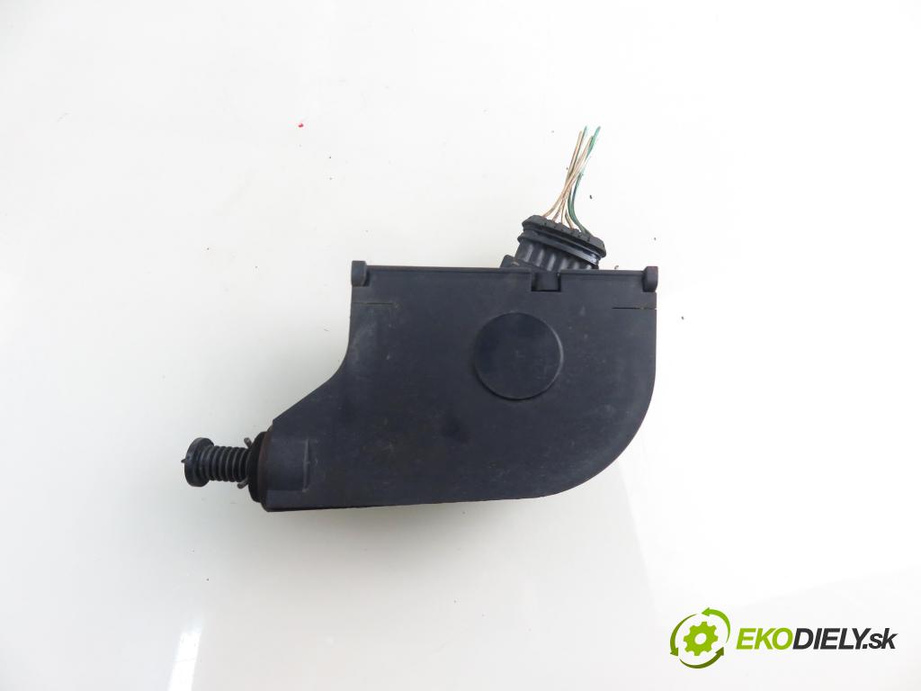 RENAULT SCENIC I (JA0/1_) MINIVAN 2003 0,00 1.6 - K4M 708 1598,00 Potenciometer plynu 8200139460 (Pedále)