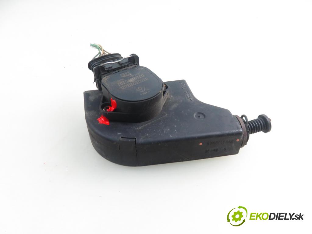 RENAULT SCENIC I (JA0/1_) MINIVAN 2003 0,00 1.6 - K4M 708 1598,00 Potenciometer plynu 8200139460 (Pedále)