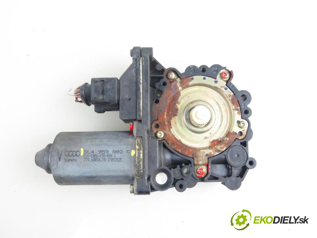 AUDI A3 (8L1) HB 2002 132,00 1.8 T 180 - AUQ 1781,00 motorek sťahovaní oken PP 8L4959802C