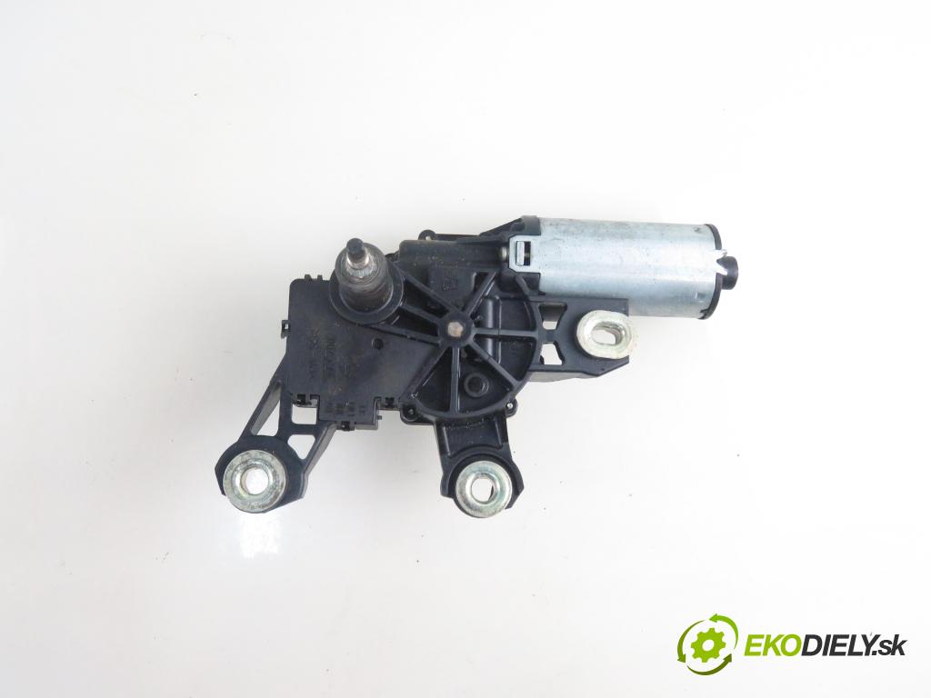 AUDI A3 (8L1) HB 2002 132,00 1.8 T 180 - AUQ 1781,00 motorek stěrače ZADNÍ: 8L0955711B ; 404430