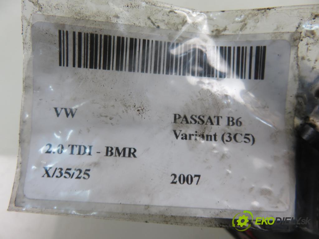 VW PASSAT B6 Variant (3C5) KOMBI 2007 125,00 2.0 TDI - BMR 1968,00 Vstrekovač 03G130073T (Vstrekovač paliva)