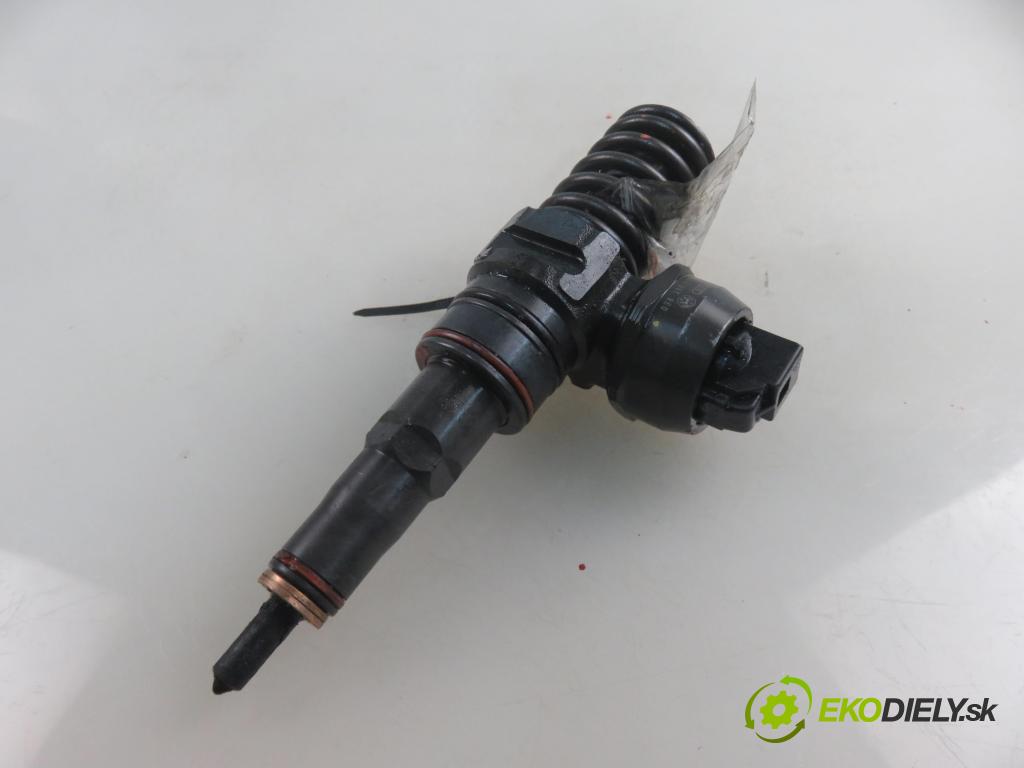 VW GOLF IV (1J1) HB 1999 74,00 1.9 TDI 4motion - ATD 1896,00 Vstrekovač 038130073AJ ; 0414720037 (Vstrekovače)