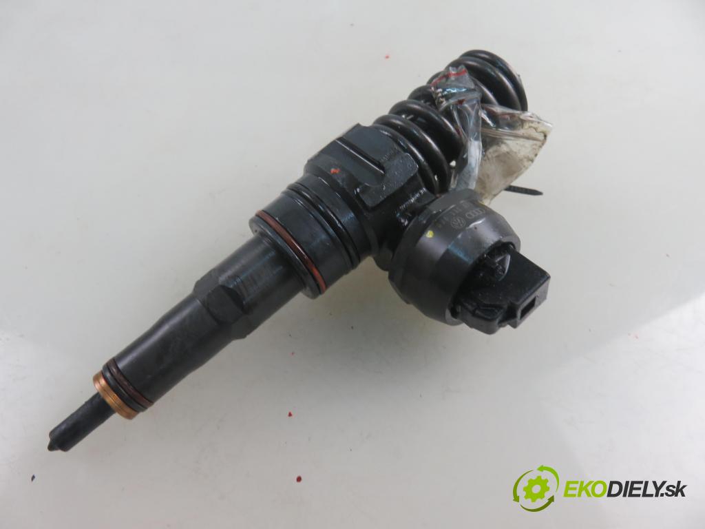 VW GOLF IV (1J1) HB 1999 74,00 1.9 TDI 4motion - ATD 1896,00 Vstrekovač 038130073AJ ; 0414720037 (Vstrekovače)