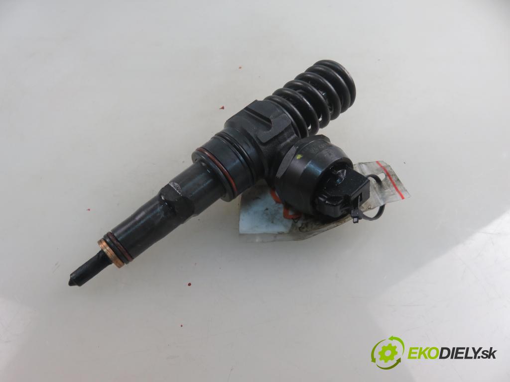 VW GOLF IV (1J1) HB 1999 74,00 1.9 TDI 4motion - ATD 1896,00 Vstrekovač 038130073AJ ; 0414720037 (Vstrekovače)