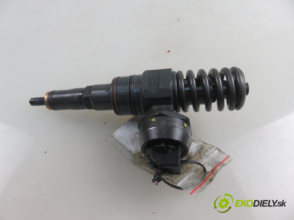 VW GOLF IV (1J1) HB 1999 74,00 1.9 TDI 4motion - ATD 1896,00 Vstrekovač 038130073AJ ; 0414720037 (Vstrekovače)