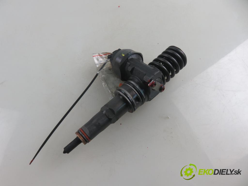 VW GOLF V (1K1) HB 2004 77,00 1.9 TDI PD 105 - BKC 1896,00 Vstrekovač 038130073AG ; 0414720215 (Vstrekovače)