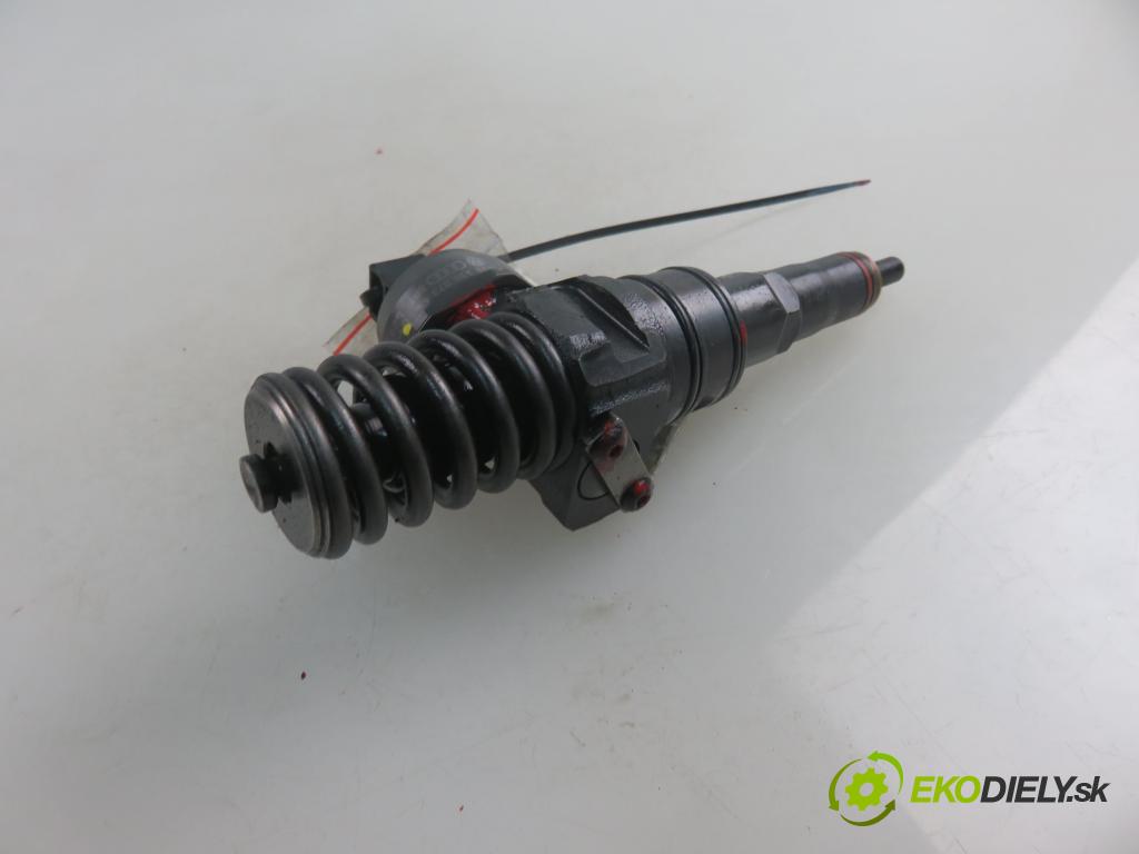 VW GOLF V (1K1) HB 2004 77,00 1.9 TDI PD 105 - BKC 1896,00 Vstrekovač 038130073AG ; 0414720215 (Vstrekovače)