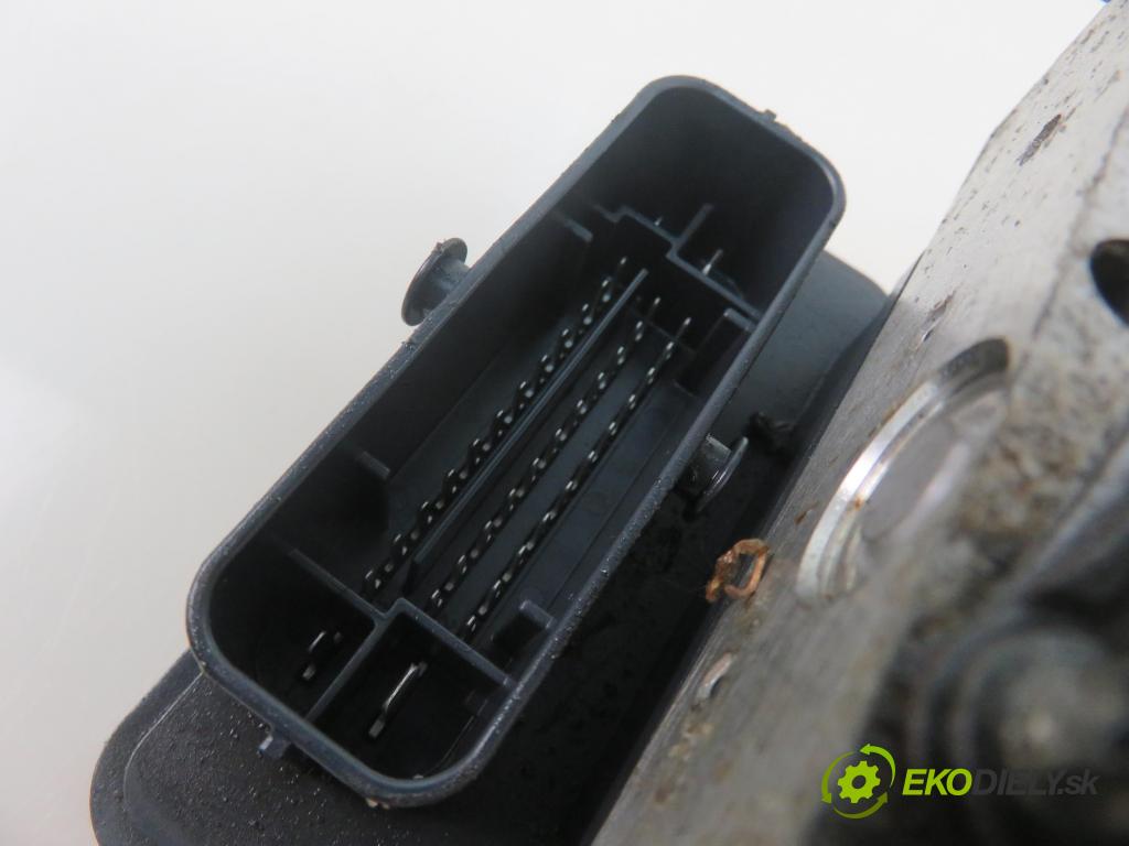 TOYOTA AVENSIS sedan (_T27_) SEDAN 2016 105,00 2.0 D-4D (WWT271_) - 2WW 1995,00 Pumpa ABS 2265106455 ; 0265956309 (Pumpy ABS)