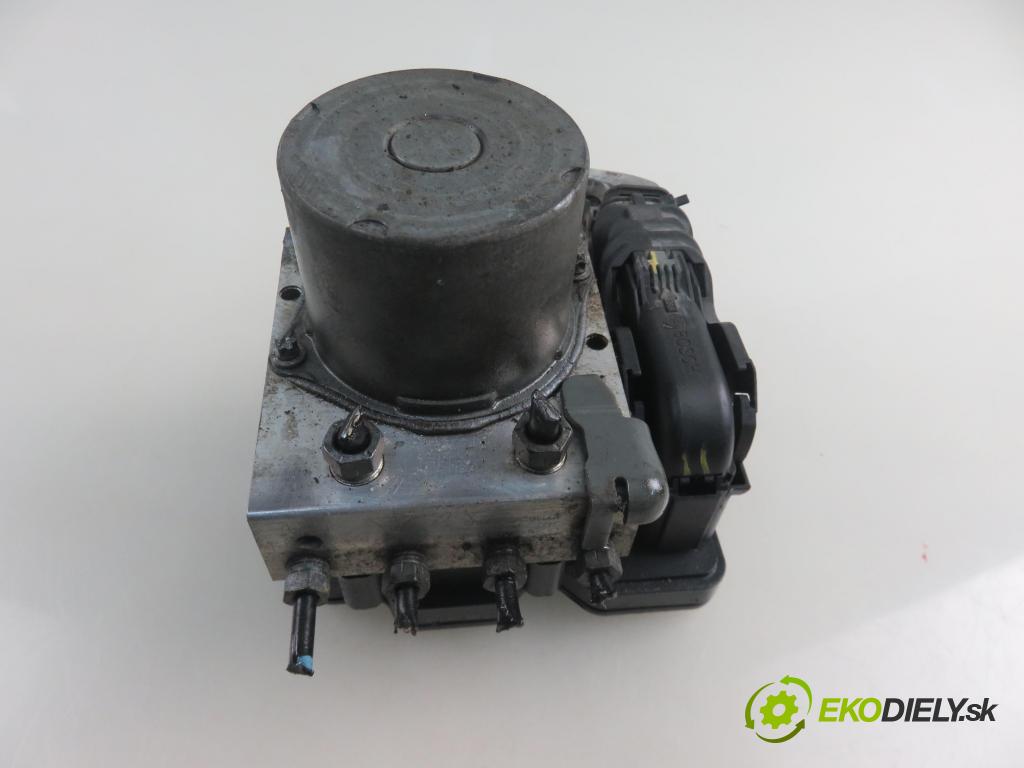 TOYOTA AVENSIS sedan (_T27_) SEDAN 2016 105,00 2.0 D-4D (WWT271_) - 2WW 1995,00 Pumpa ABS 2265106455 ; 0265956309 (Pumpy ABS)