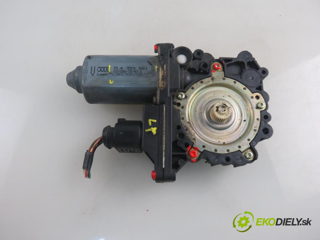 AUDI A3 (8L1) HB 2002 132,00 1.8 T 180 - AUQ 1781,00 motorek sťahovaní oken LP 8L4959801C