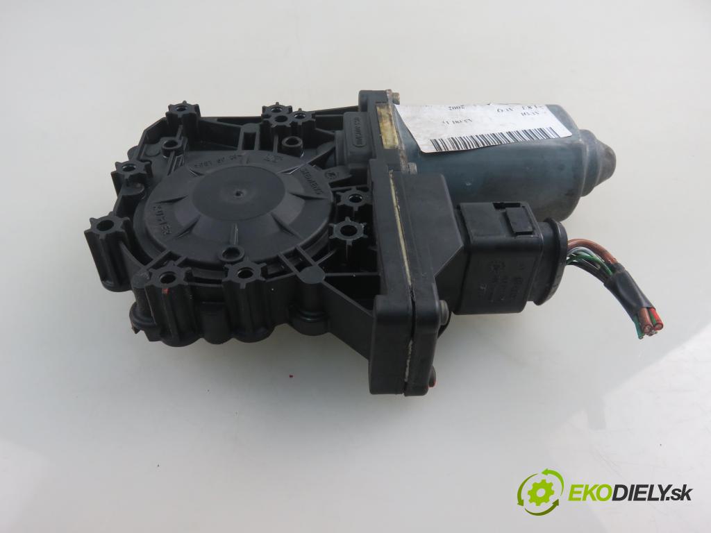 AUDI A3 (8L1) HB 2002 132,00 1.8 T 180 - AUQ 1781,00 motorek sťahovaní oken LP 8L4959801C