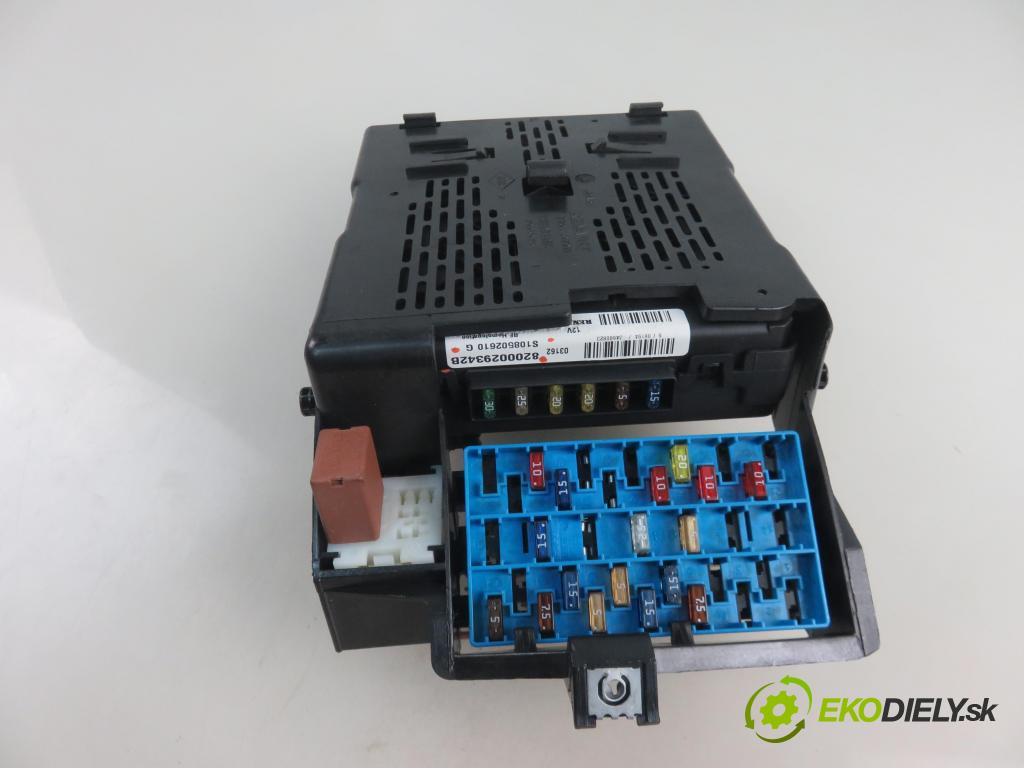 RENAULT SCENIC I (JA0/1_) MINIVAN 2003 0,00 1.6 - K4M 708 1598,00 MODUL BSI 8200029342B ; S108502610G