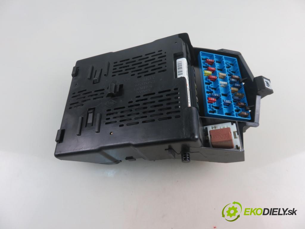 RENAULT SCENIC I (JA0/1_) MINIVAN 2003 0,00 1.6 - K4M 708 1598,00 MODUL BSI 8200029342B ; S108502610G