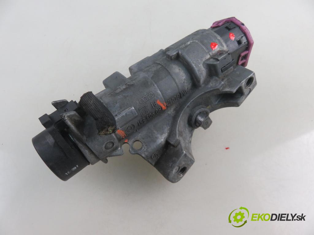 VW GOLF IV (1J1) HB 1999 74,00 1.6 - AKL 1595,00 spinačka 4B0905851C (Spínacie skrinky a kľúče)