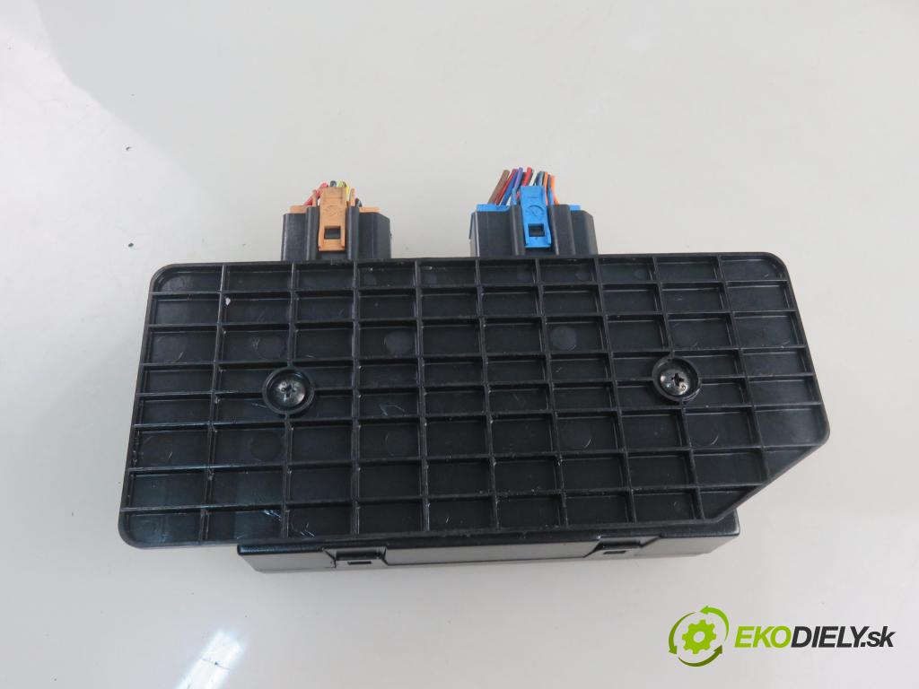 VW PASSAT B5 Variant (3B5) KOMBI 2000 85,00 1.9 TDI - ATJ 1896,00 MODUL komfortu 1J0959799AH