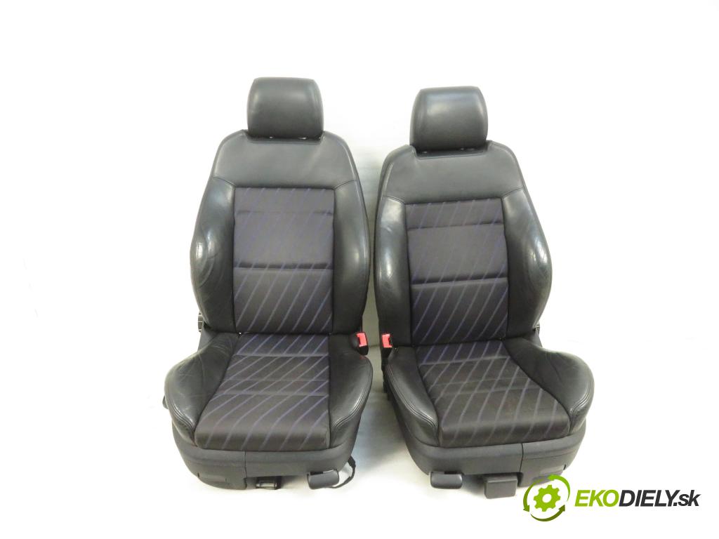 AUDI A3 (8L1) HB 2002 132,00 1.8 T 180 - AUQ 1781,00 Sedadlá, sedačky