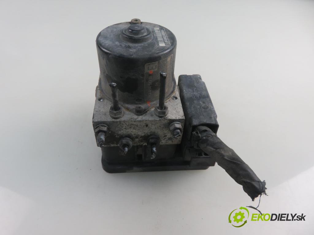 AUDI A3 (8P1) HB 2006 103,00 2.0 TDI PD 16V 140 1968,00 Pumpa ABS 1K0907379K ; 10096003483 ; 1K0614517H (Pumpy ABS)