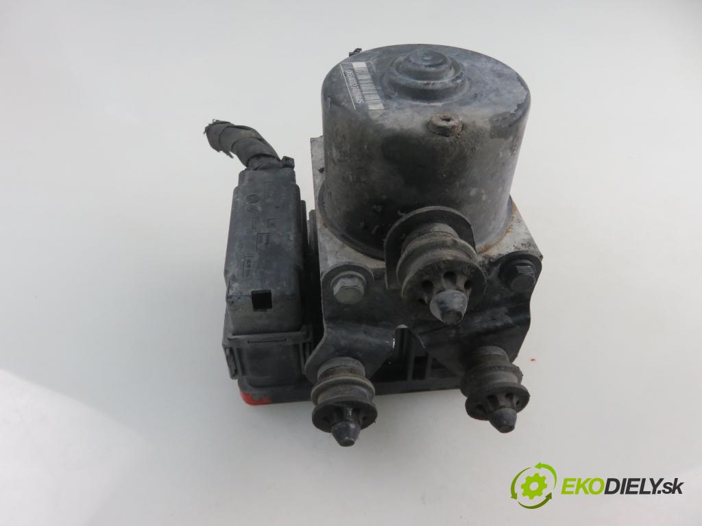 AUDI A3 (8P1) HB 2006 103,00 2.0 TDI PD 16V 140 1968,00 Pumpa ABS 1K0907379K ; 10096003483 ; 1K0614517H (Pumpy ABS)