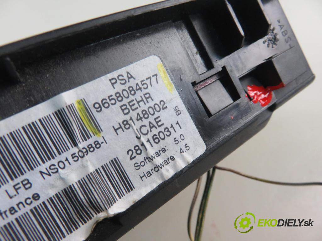CITROEN C4 I (LC_) HB 2010 65,00 1.4 16V 88 - KFU 1360,00 Panel kúrenia KLIMATRONIK 9658084577