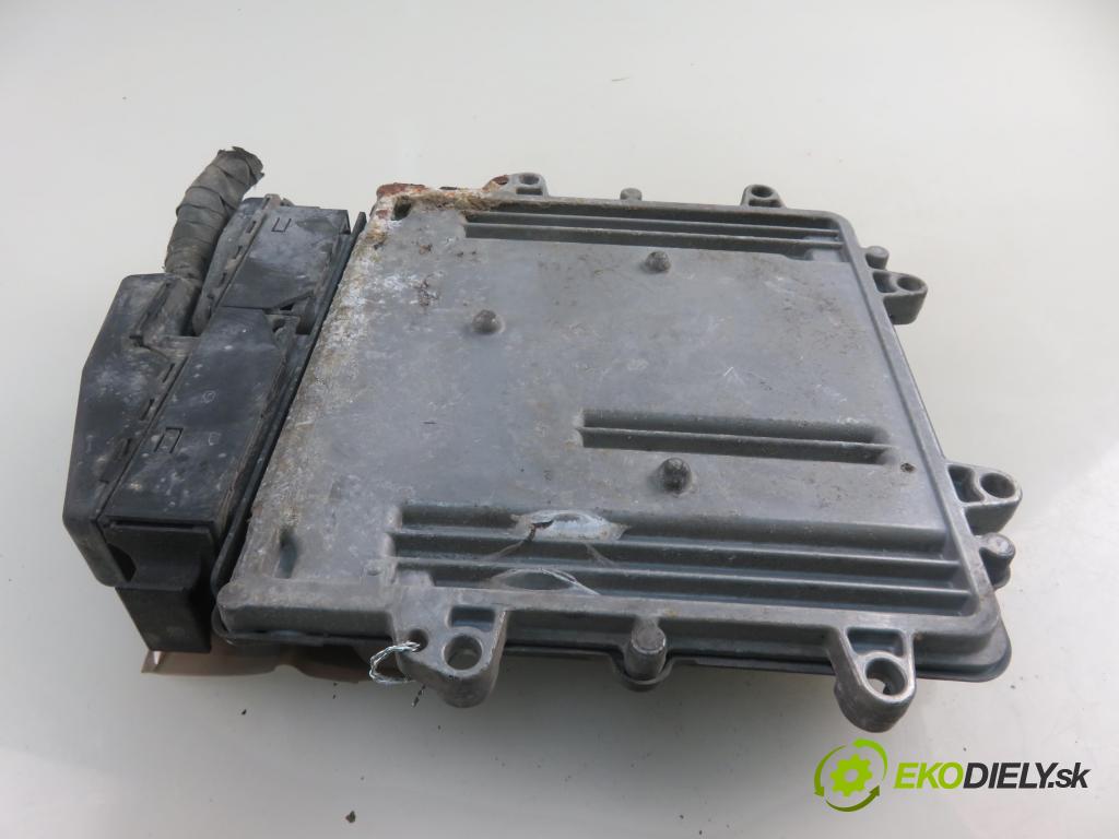 MITSUBISHI COLT VI (Z3_A, Z2_A) HB 2005 70,00 1.5 DI-D 95 R3 - OM 639.939 1493,00 Riadiaca jednotka Motor 0281011841 ; A6391500679 ; PMN902289