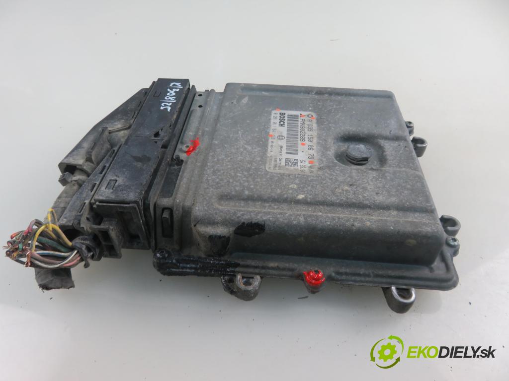 MITSUBISHI COLT VI (Z3_A, Z2_A) HB 2005 70,00 1.5 DI-D 95 R3 - OM 639.939 1493,00 Riadiaca jednotka Motor 0281011841 ; A6391500679 ; PMN902289