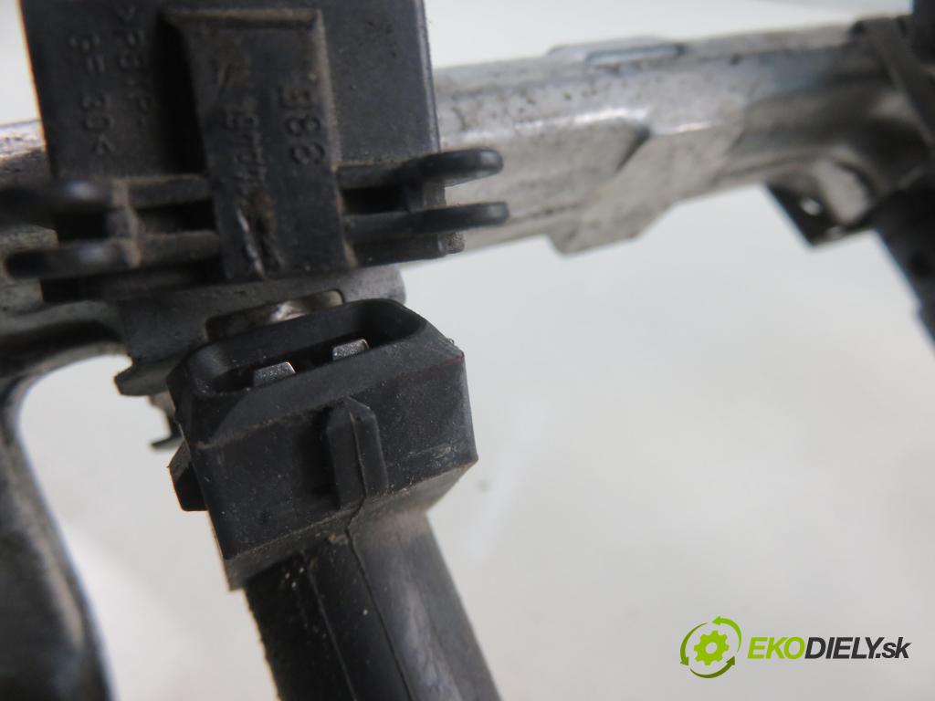 FORD FUSION (JU_) HB 2004 59,00 1.4 - FXJA 1388,00 Lišta vstrekovacia 9D2809H487AB ; 98MFBB (Vstrekovacie lišty)