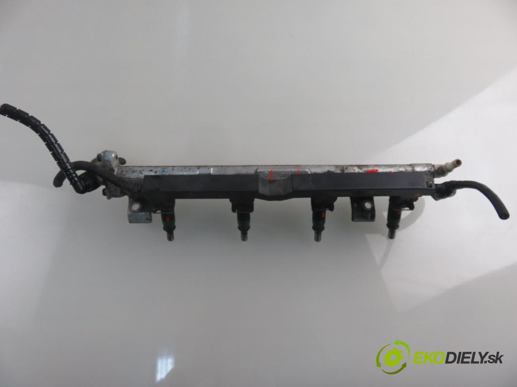 FORD FUSION (JU_) HB 2004 59,00 1.4 - FXJA 1388,00 Lišta vstrekovacia 9D2809H487AB ; 98MFBB (Vstrekovacie lišty)