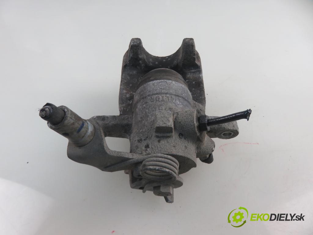 CITROEN C4 I (LC_) HB 2010 65,00 1.4 16V 88 - KFU 1360,00 Brzdič strmeň pravé zadné 9670366080