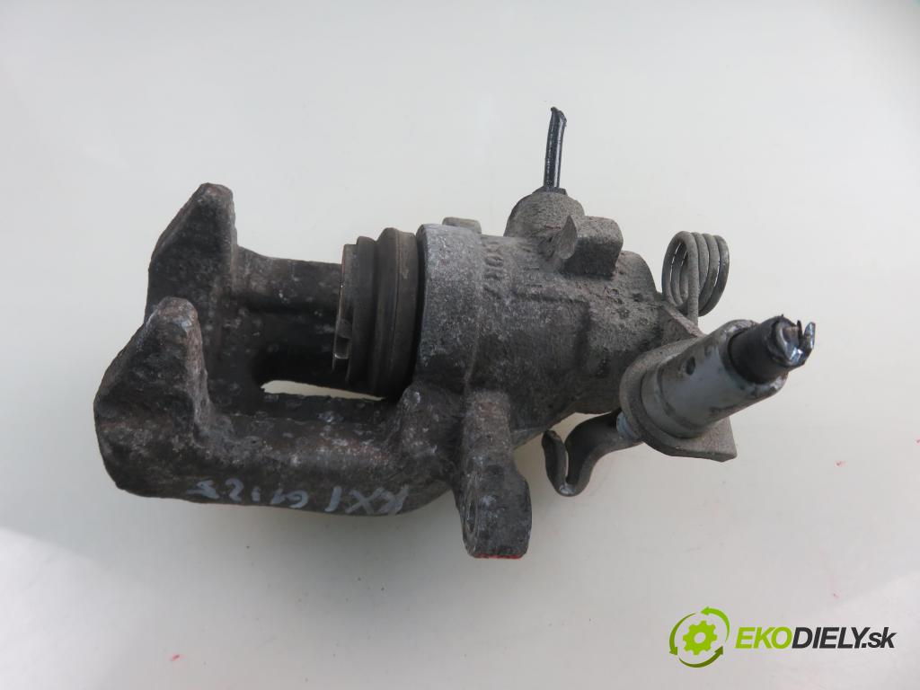 CITROEN C4 I (LC_) HB 2010 65,00 1.4 16V 88 - KFU 1360,00 Brzdič strmeň pravé zadné 9670366080