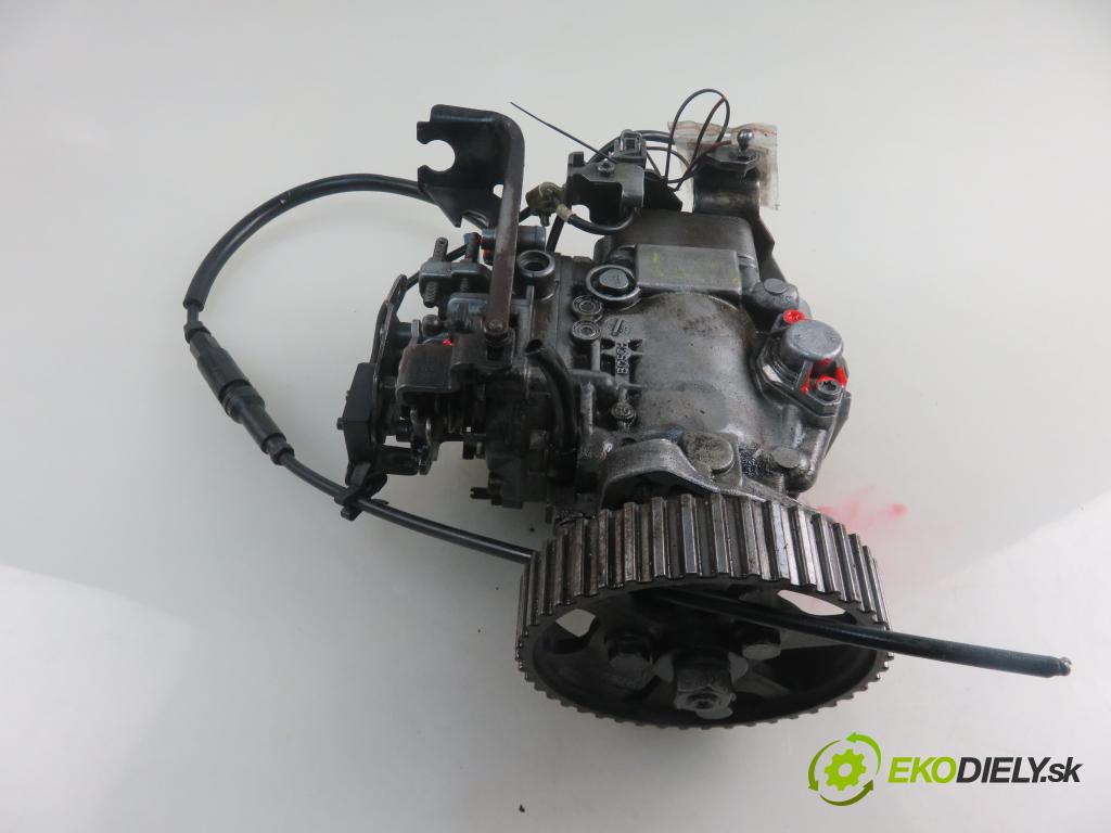 VW TRANSPORTER IV Skrzynia (70XA) FURGON 1995 50,00 1.9 TD 68 - ABL 1896,00 Pumpa vstrekovacia 028130110R ; 0460494417 (Vstrekovacie čerpadlo)