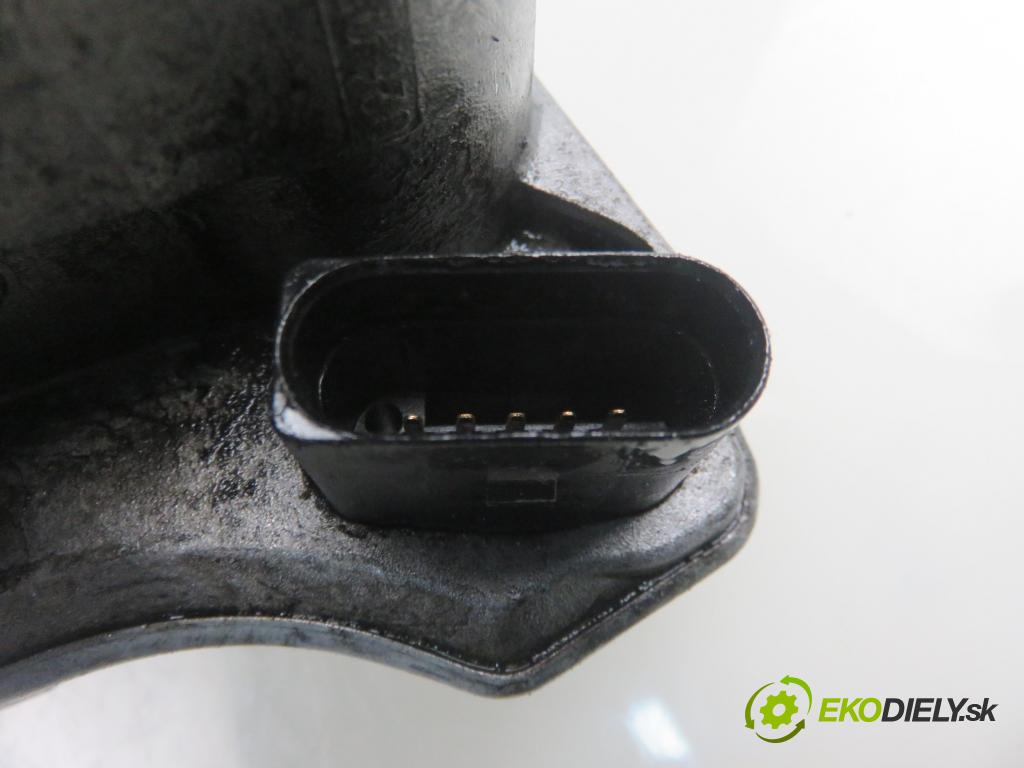 VW PASSAT B6 Variant (3C5) KOMBI 2007 125,00 2.0 TDI - BMR 1968,00 Škrtiaca klapka 03G128063B (Škrtiaca klapka)