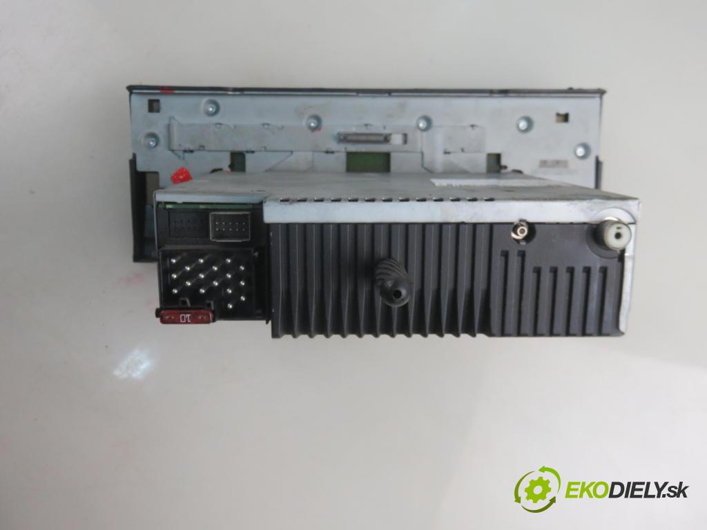 BMW 5 (E39) SEDAN 1999 105,00 2.5 525 tds 143 2497,00 RADIO CD Modul 