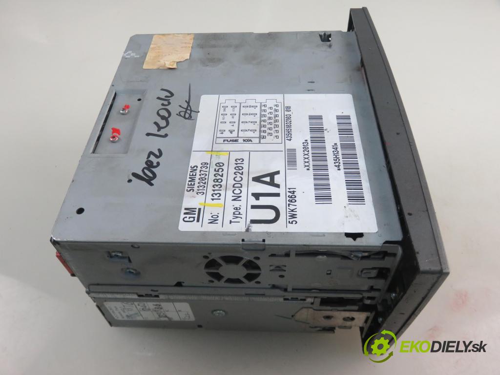 OPEL VECTRA C GTS (Z02) LIFTBACK 2004 108,00 2.2 16V - Z 22 SE 2198,00 RADIO CD 13138250