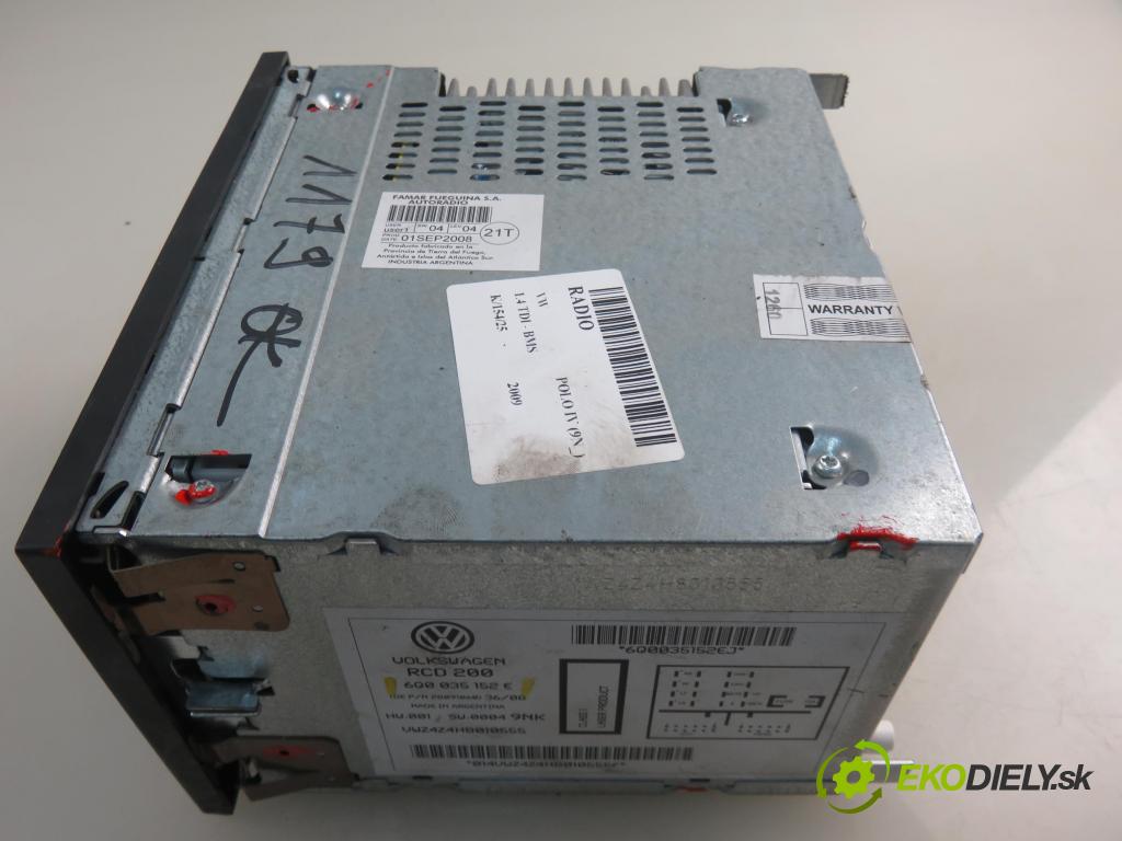 VW POLO (9N_) HB 2009 59,00 1.4 TDI - BMS 1422,00 RADIO CD 6Q0035152E