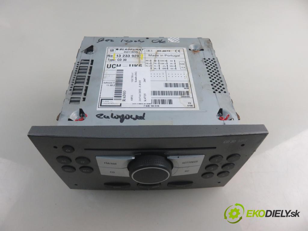 OPEL VECTRA C Kombi (Z02) KOMBI 2007 135,00 3.0 V6 CDTI - Z 30 DT 2959,00 RADIO CD 13233929 ; 24461295