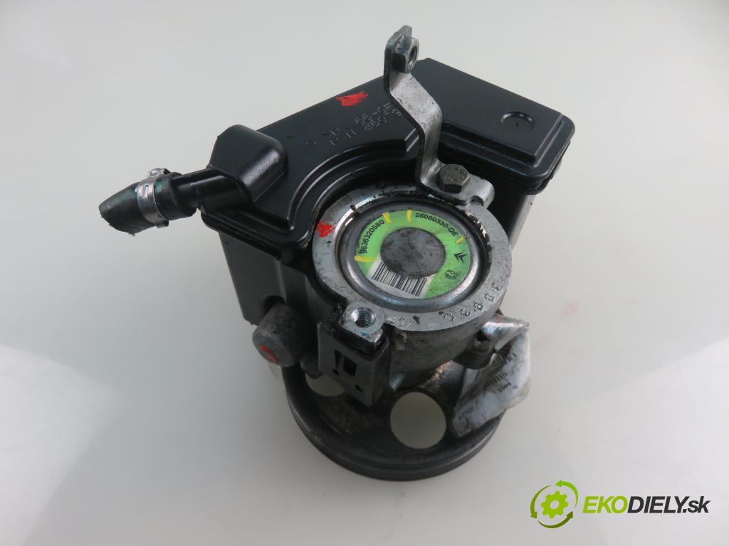 PEUGEOT PARTNER Skrzynia (5_, G_) FURGON 2004 66,00 2.0 HDi - RHY (DW10TD) 1997,00 Pumpa servočerpadlo 9636320580 ; 26080330QE (Servočerpadlá, pumpy riadenia)