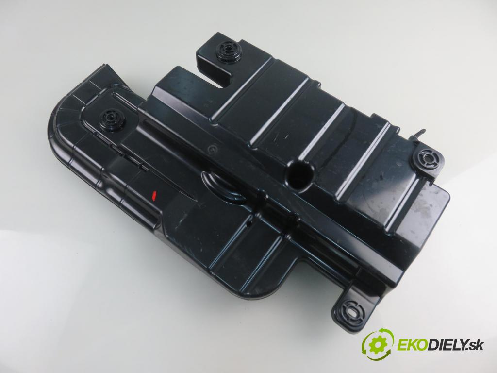 RENAULT MEGANE III liftback (BZ0/1_) HB 2011 96,00 1.9 dCi (BZ0N, BZ0J) - F9Q 870 1870,00 subwoofer 281313216R (Audio zariadenia)