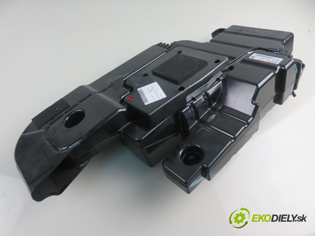 RENAULT MEGANE III liftback (BZ0/1_) HB 2011 96,00 1.9 dCi (BZ0N, BZ0J) - F9Q 870 1870,00 subwoofer 281313216R (Audio zariadenia)