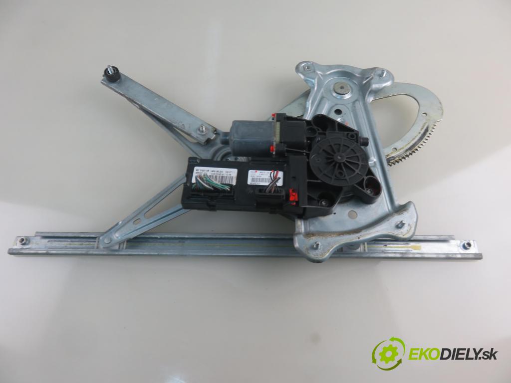 RENAULT MEGANE III liftback (BZ0/1_) HB 2011 96,00 1.9 dCi (BZ0N, BZ0J) - F9Q 870 1870,00 mechanismus oken 807210002R ; 966315200