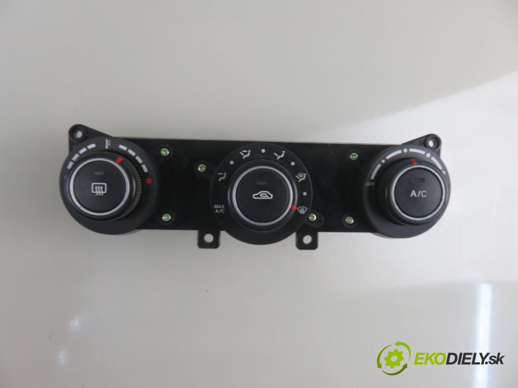 KIA CEE'D SW (ED) KOMBI 2009 80,00 1.4 109 - G4FA 1396,00 Panel kúrenia KLIMATRONIK 972501H001 ; 972501H001EQ