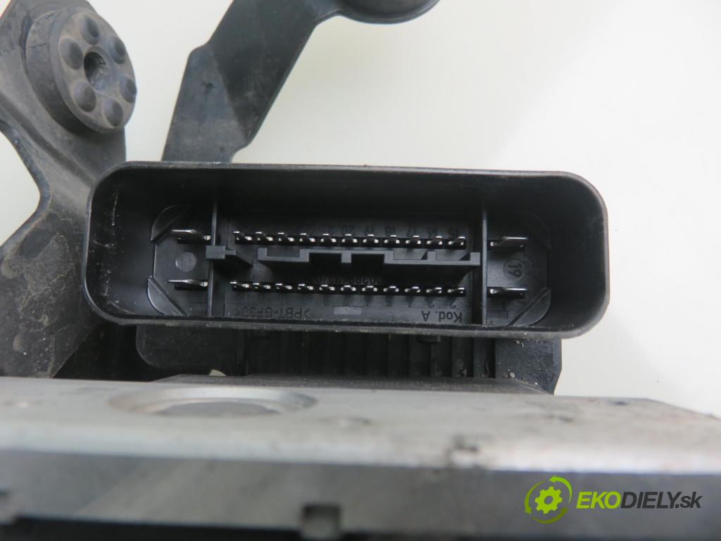 RENAULT MEGANE III liftback (BZ0/1_) HB 2011 96,00 1.9 dCi (BZ0N, BZ0J) - F9Q 870 1870,00 Pumpa ABS 10097014453 ; 28570063413 (Pumpy ABS)