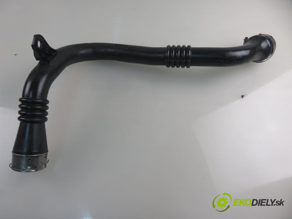 RENAULT MEGANE III liftback (BZ0/1_) HB 2011 96,00 1.9 dCi (BZ0N, BZ0J) - F9Q 870 1870,00 Rúra intercoolera turba 8200804000D